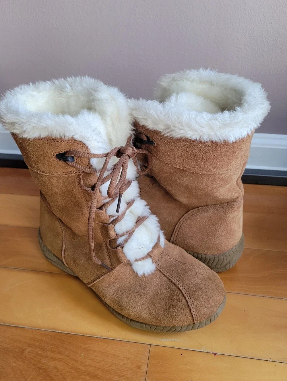 Style & Co. Casual Brown Suede lace-up Winter Boots 7M White Faux-Fur Lace Up